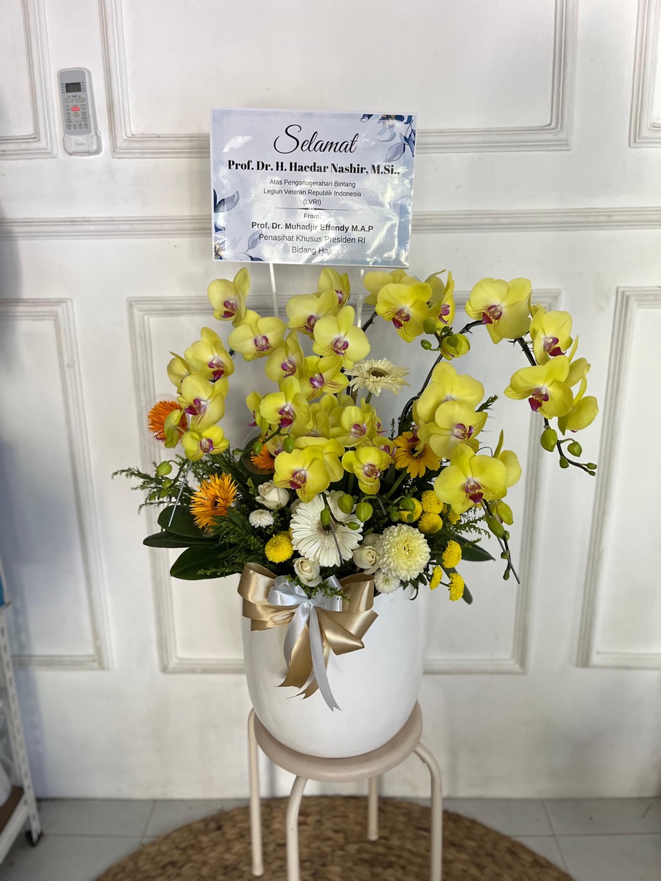 Vas Bunga Fresh Flower VAS-OXLPT