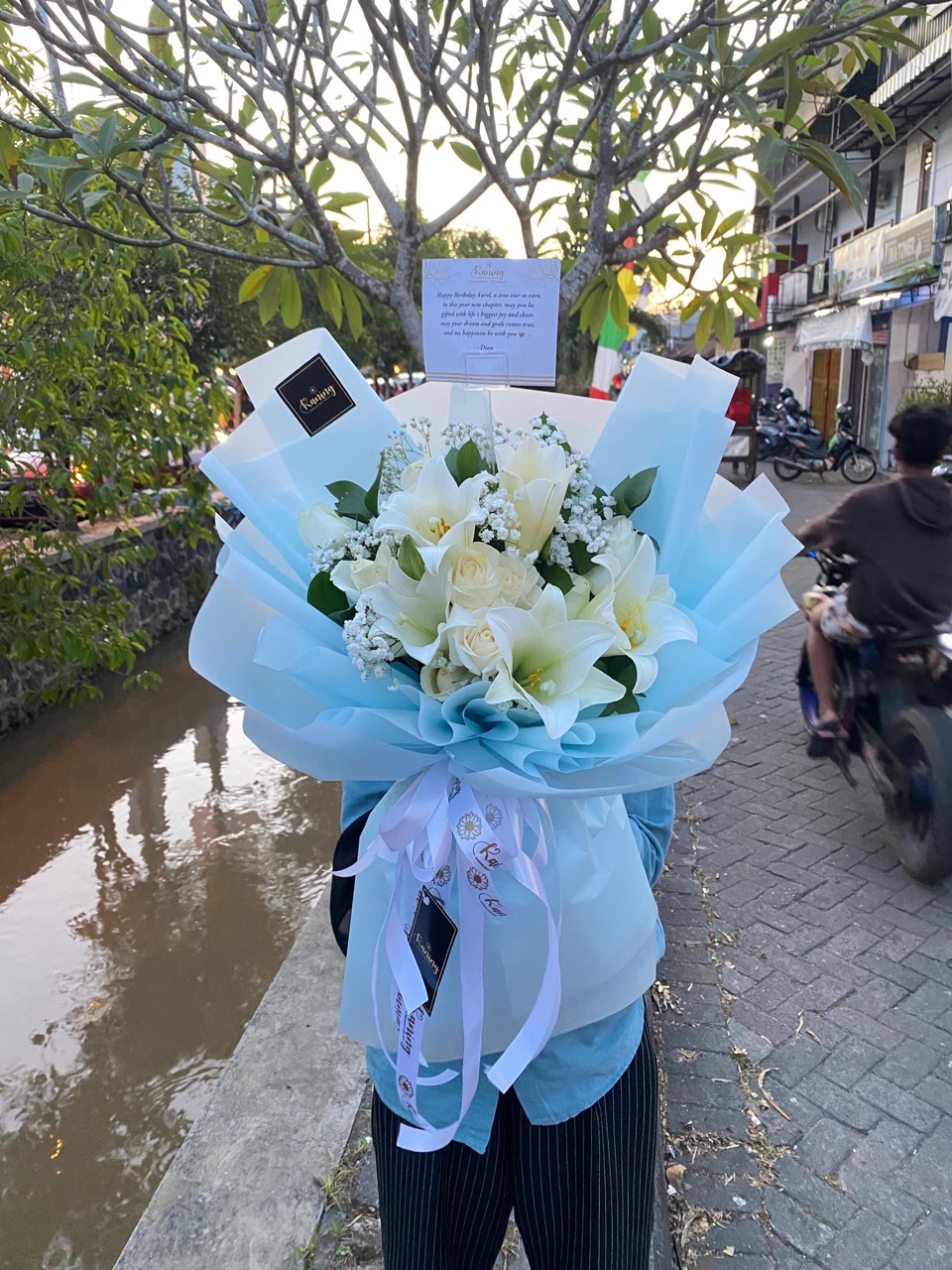 Buket Bunga Fresh Flower BUK-IUTD6 – Buket Fresh Flower