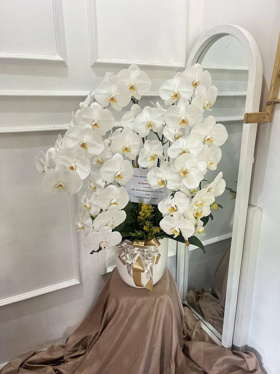 Vas Bunga Fresh Flower VAS-IZZFW