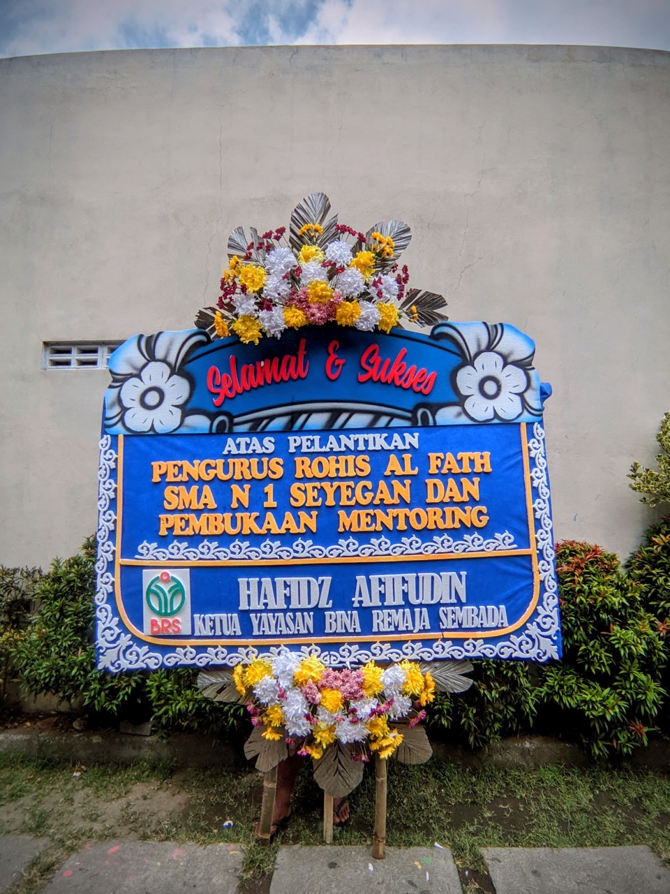 Karangan bunga KAR-WSDGN