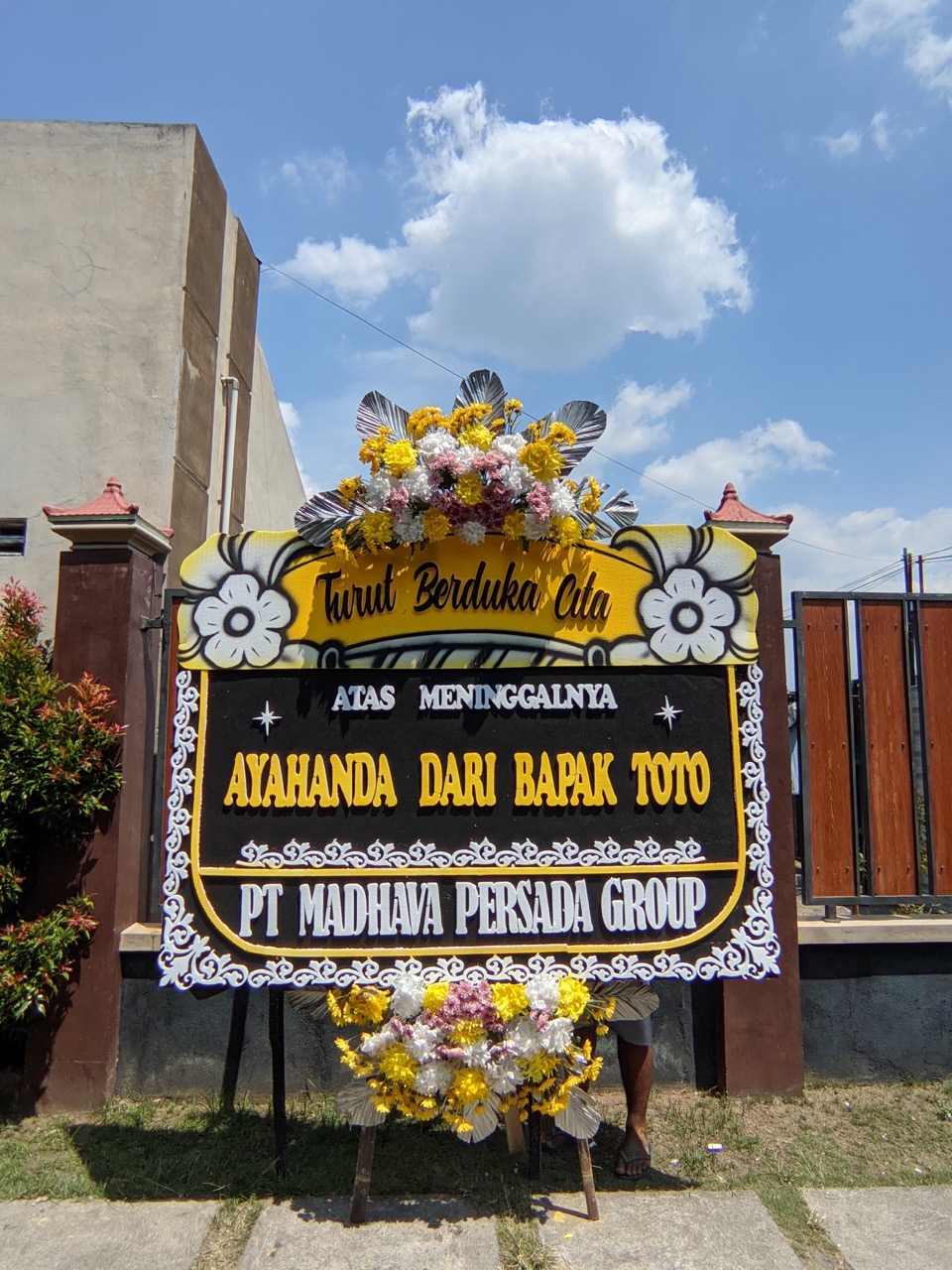 Karangan bunga KAR-ZU35A
