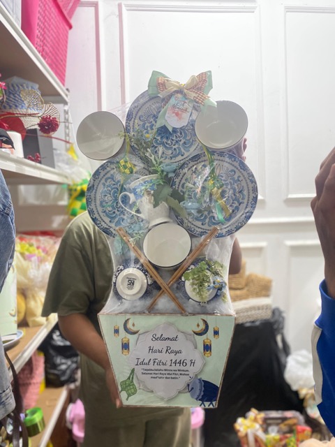 Hampers Keramik HAM-2GBWS